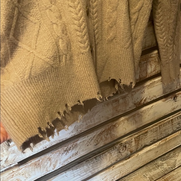 Lucky Brand Elegant Beige Cable Knit Cardigan Size XS - Picture 5 of 5